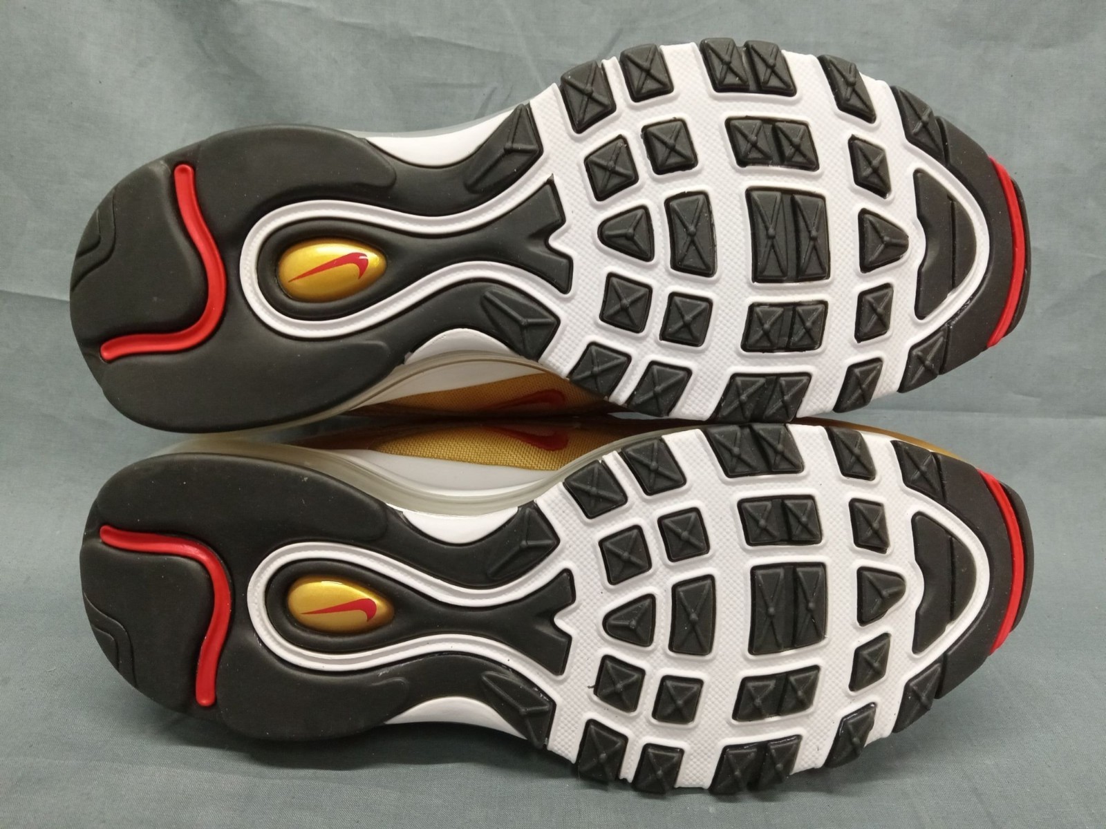 Nike Air Max 97 QS (GS) Sneaker Metallic Gold Varsity Red Boys Size 7 NEW NO BOX