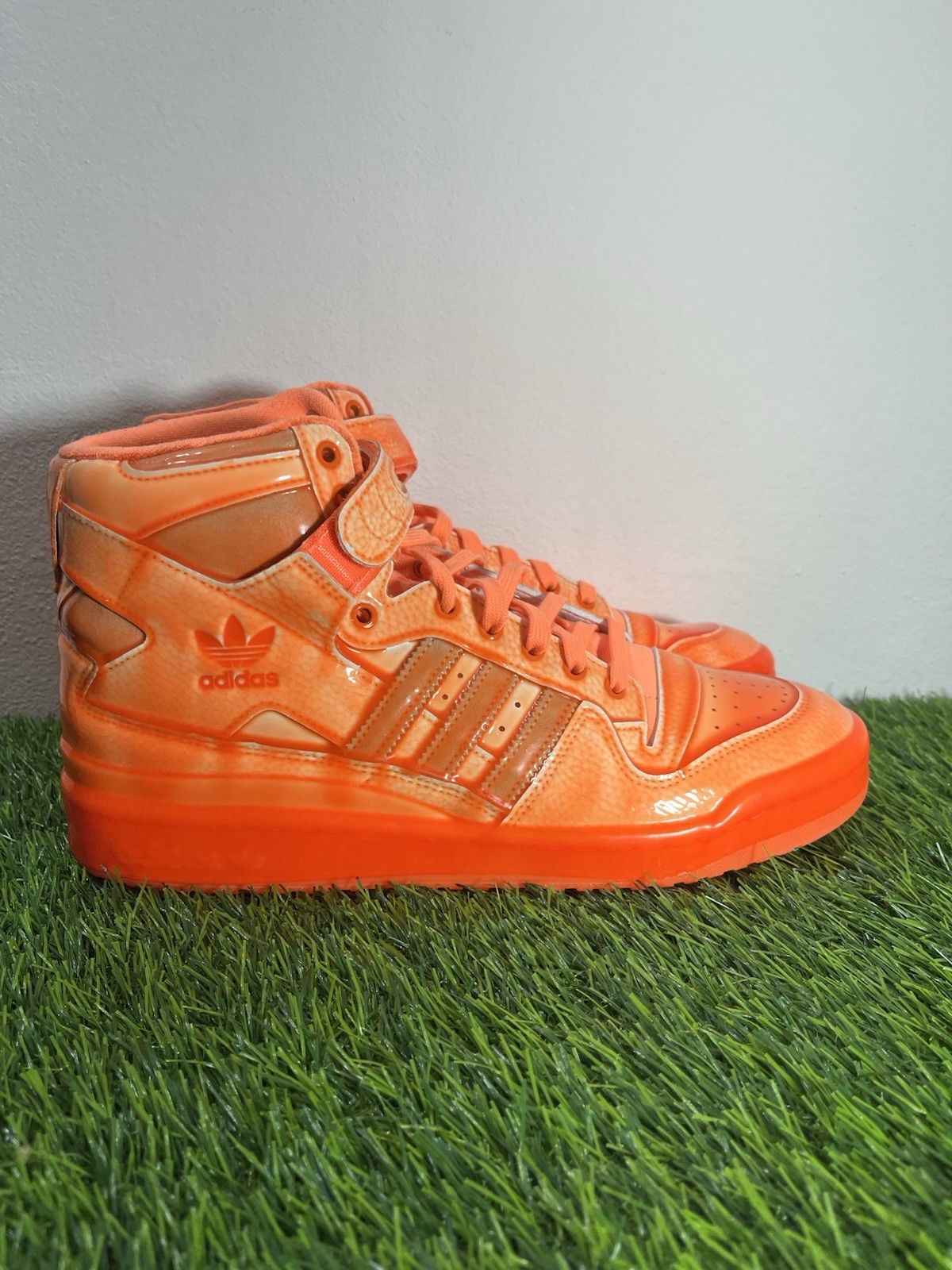 AUTHENTIC ADIDAS JEREMY SCOTT FORUM DIPPED HIGH MEN SIZE 11 ORANGE Q46124