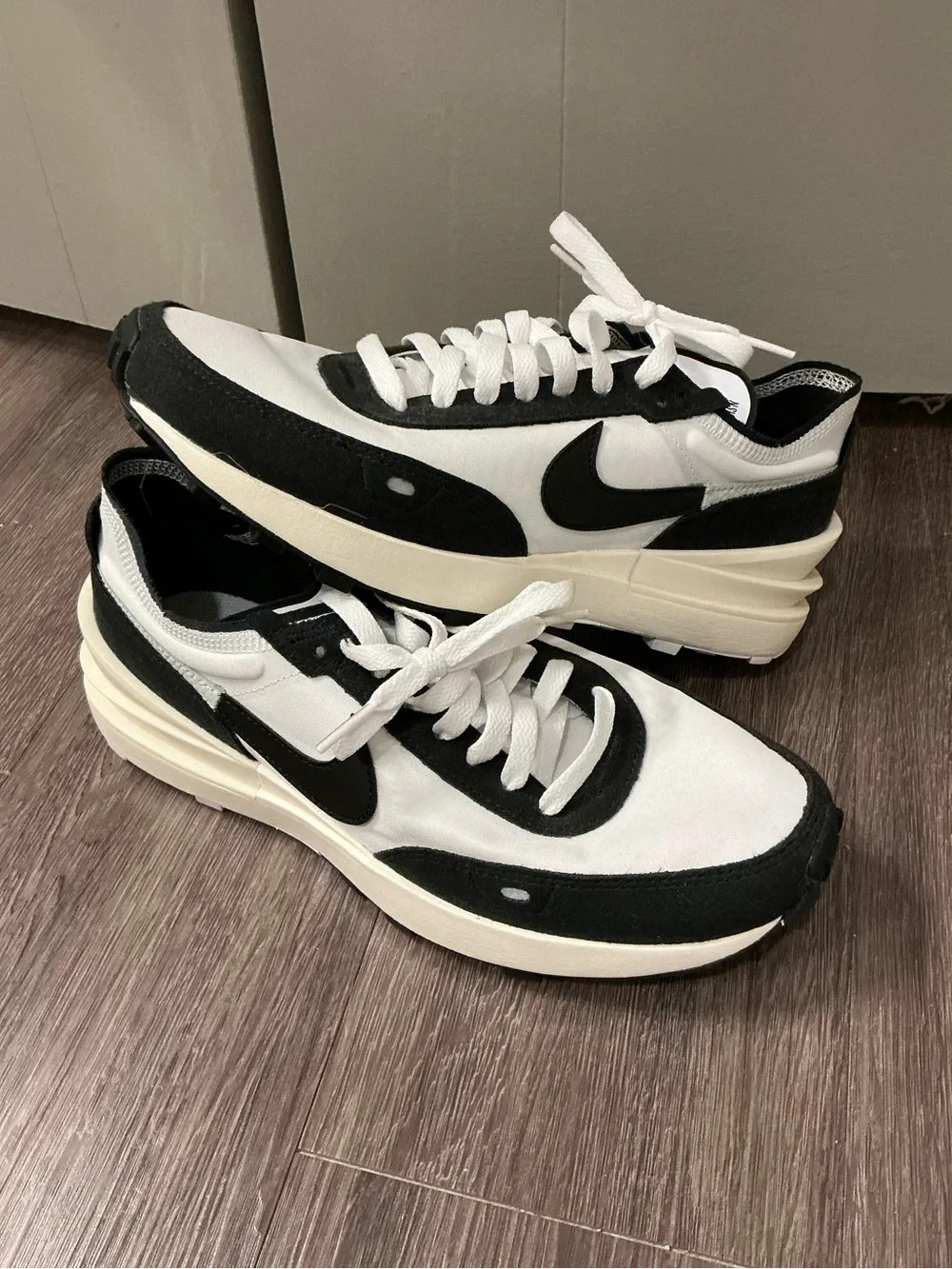 Nike Waffle One SE Split Panda – Women’s 9.5/Men’s 7.5 – Great Condition