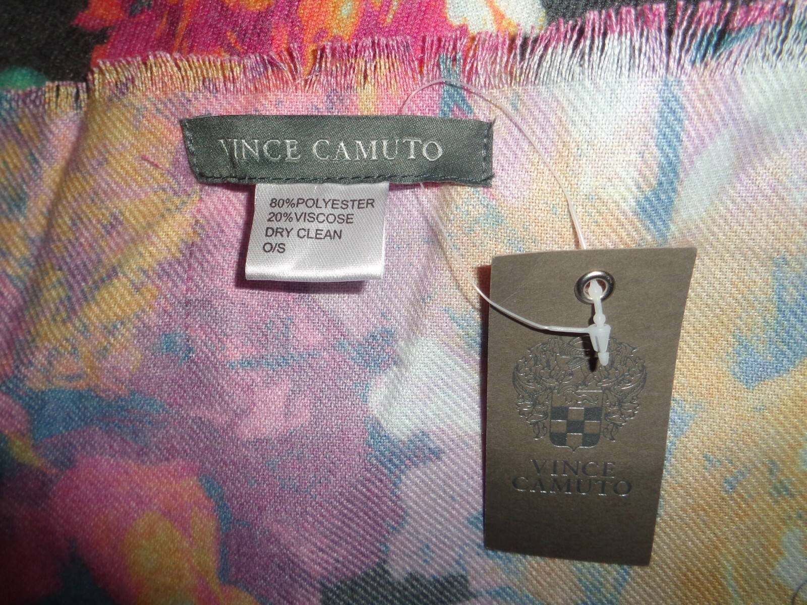 VINCE CAMUTO MULTI PAINTERLY BLOOM LONG AND WIDE SUPERSOFT WRAP NWT 30X76 IN