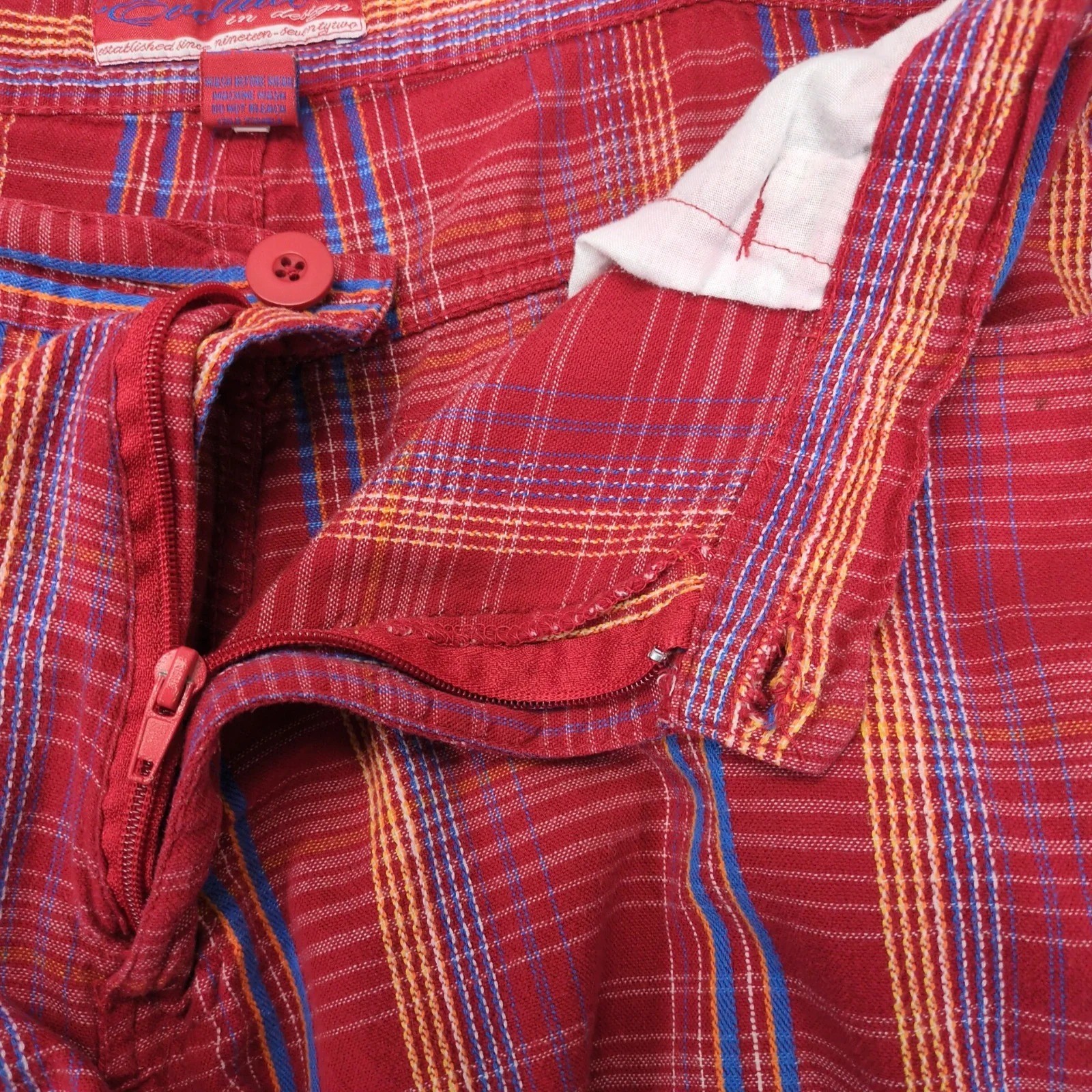 Evolution in Design Red Plaid Chino Shorts Mens 39×13.5 Cotton Woven Grunge Surf