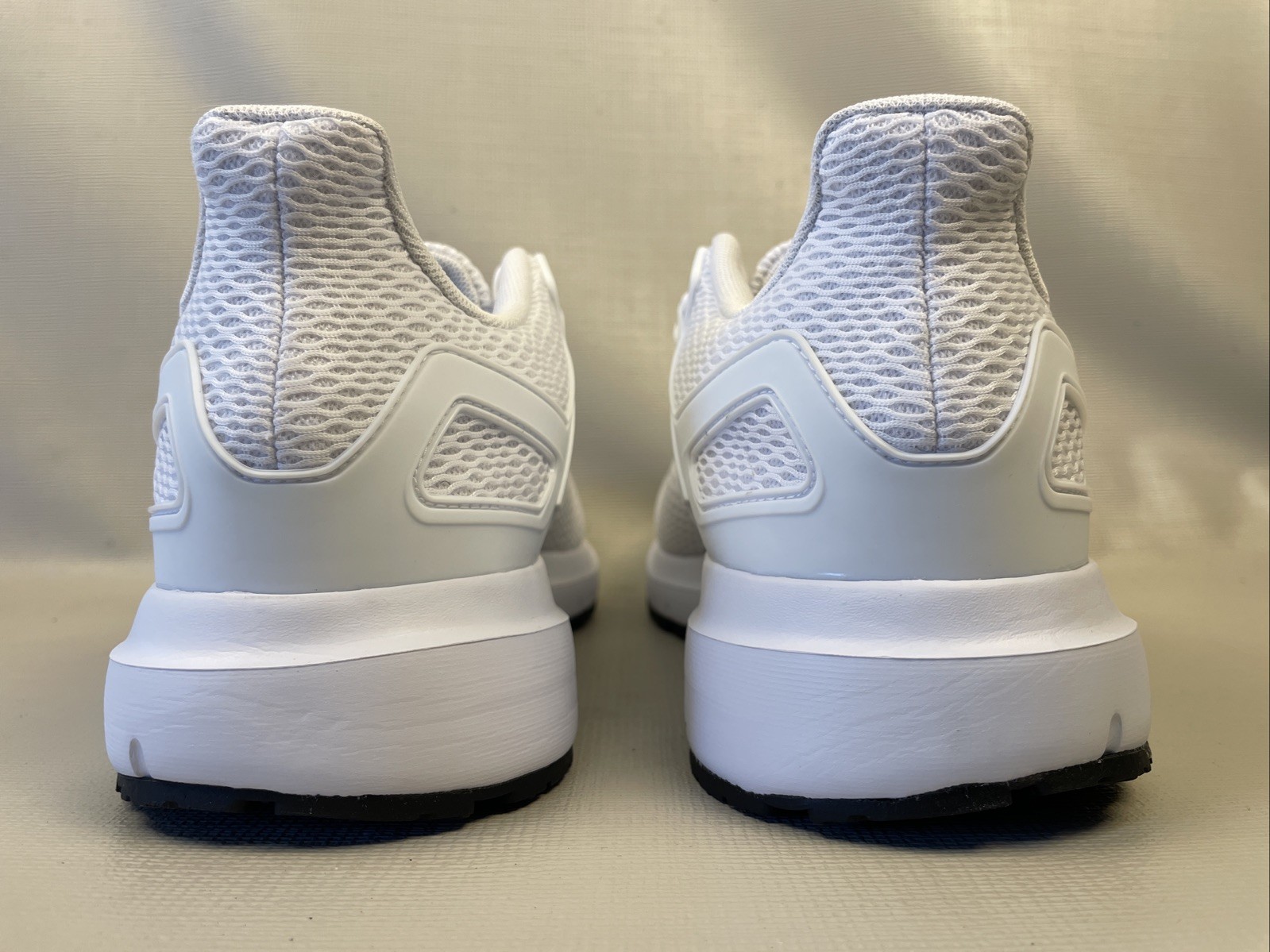 New adidas Ultimashow FX3631 Men’s White Mesh Athletic Sneakers Size 12.5 NIB