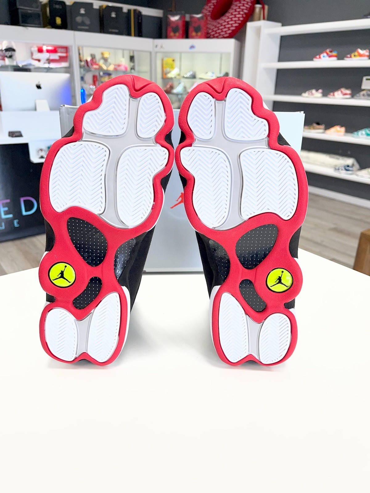 Size 11 – Jordan 13 Retro Mid Playoff