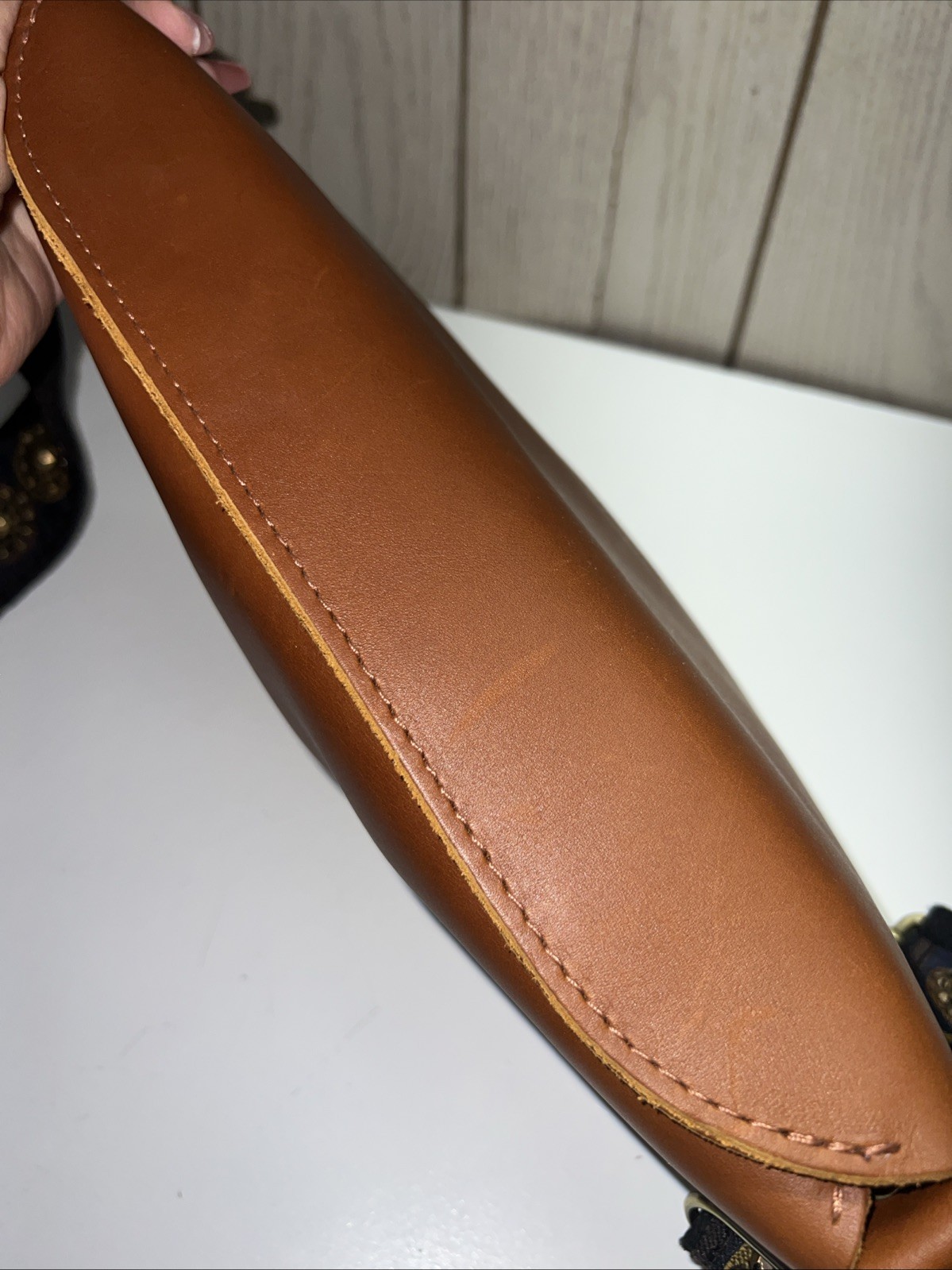 Portland Smooth Leather Brown Large Koala Sling Crossbody Bag Magnetic