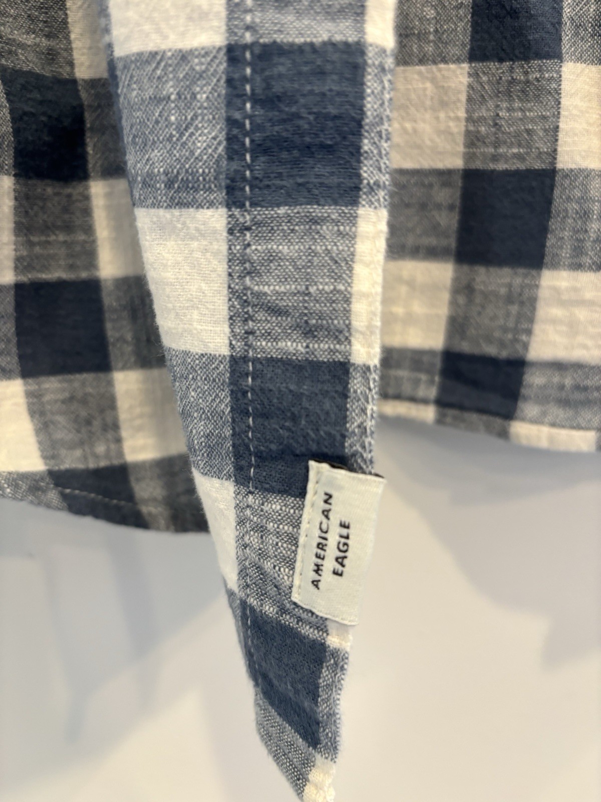 American Eagle Super Soft Men’s Blue/White Plaid Button-Down Shirt L