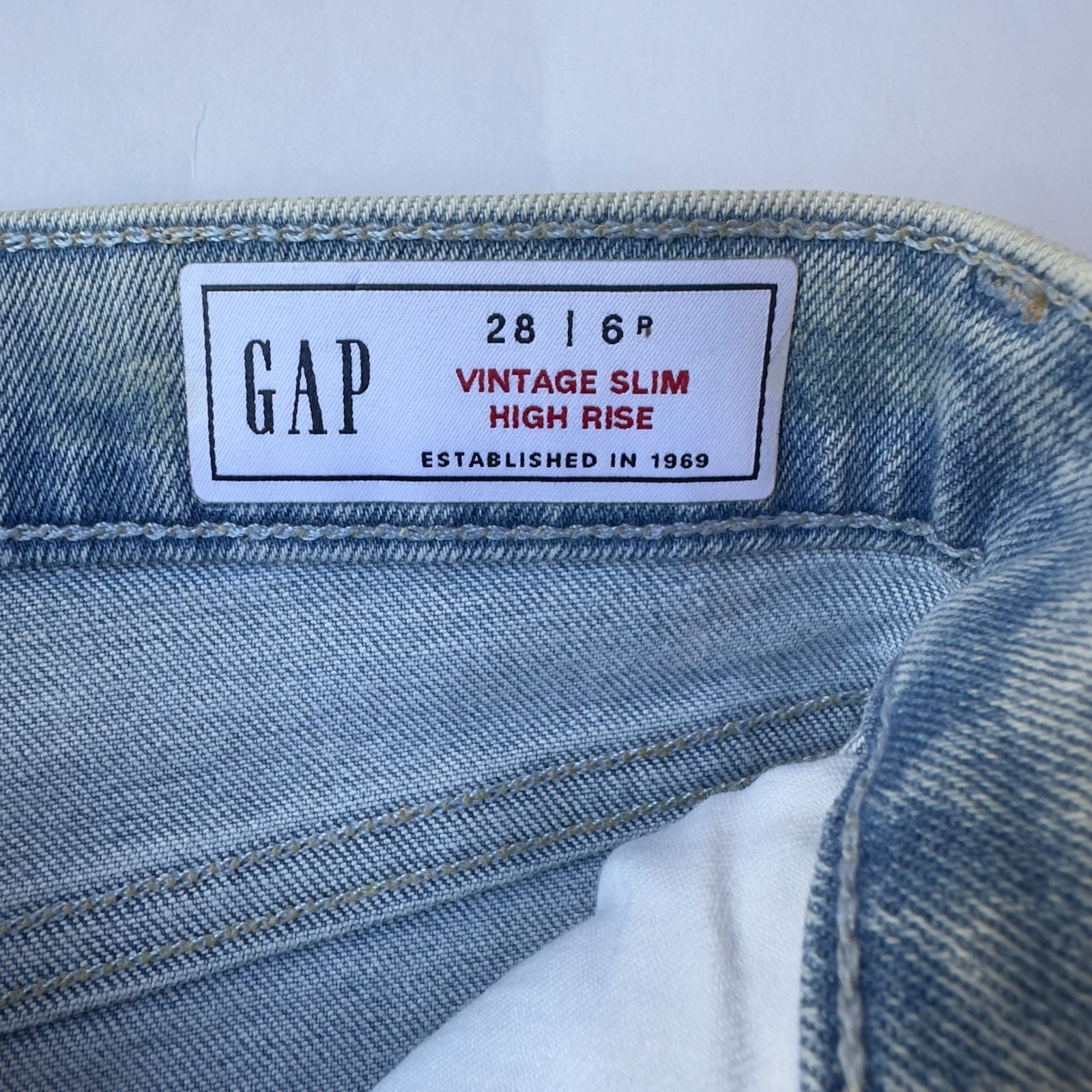 GAP Vintage Slim High Rise Split Hem Jeans-Light Burnette Wash-Size 28-6 Regular
