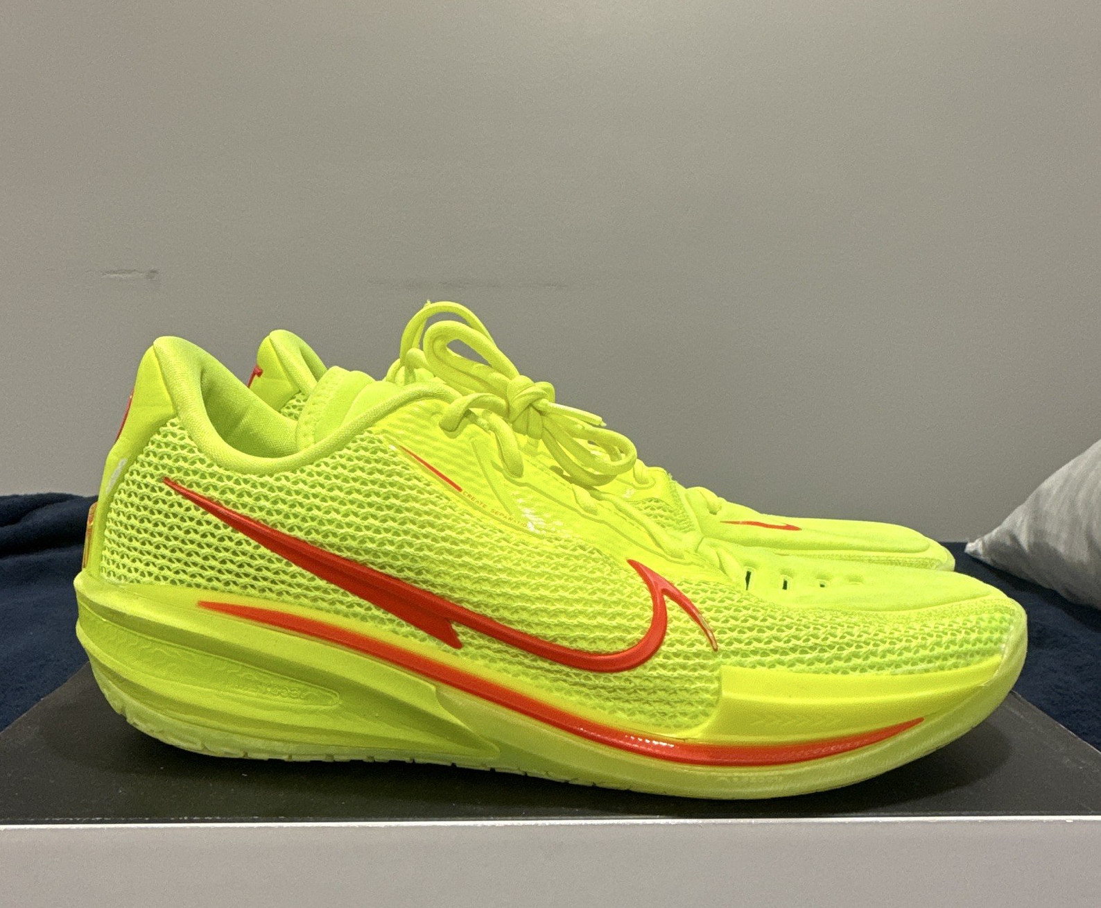 Nike Air Zoom GT Cut Men’s Low Top Athletic Sneakers Lace Up Yellow/Red
