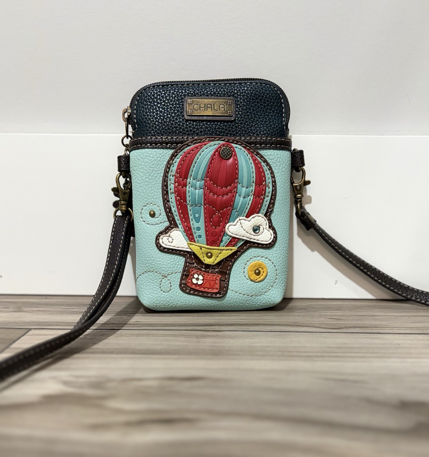 Chala Hot Air Balloon Cell Phone Crossbody Bag Zip Detachable Strap Small