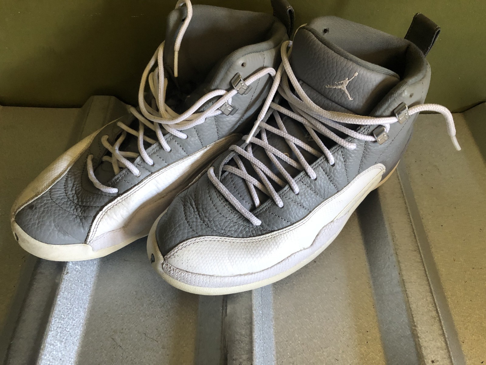 Jordan 12 Stealth 2022 CT8013 015 Size 8