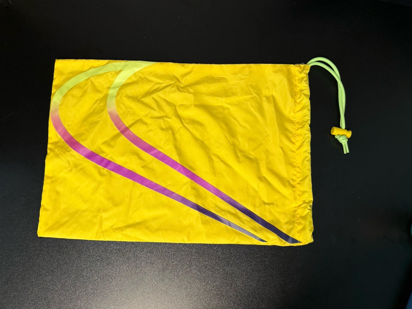 Authentic Nike Track & Field Spikes Shoe Yellow Drawstring Bag Packable New