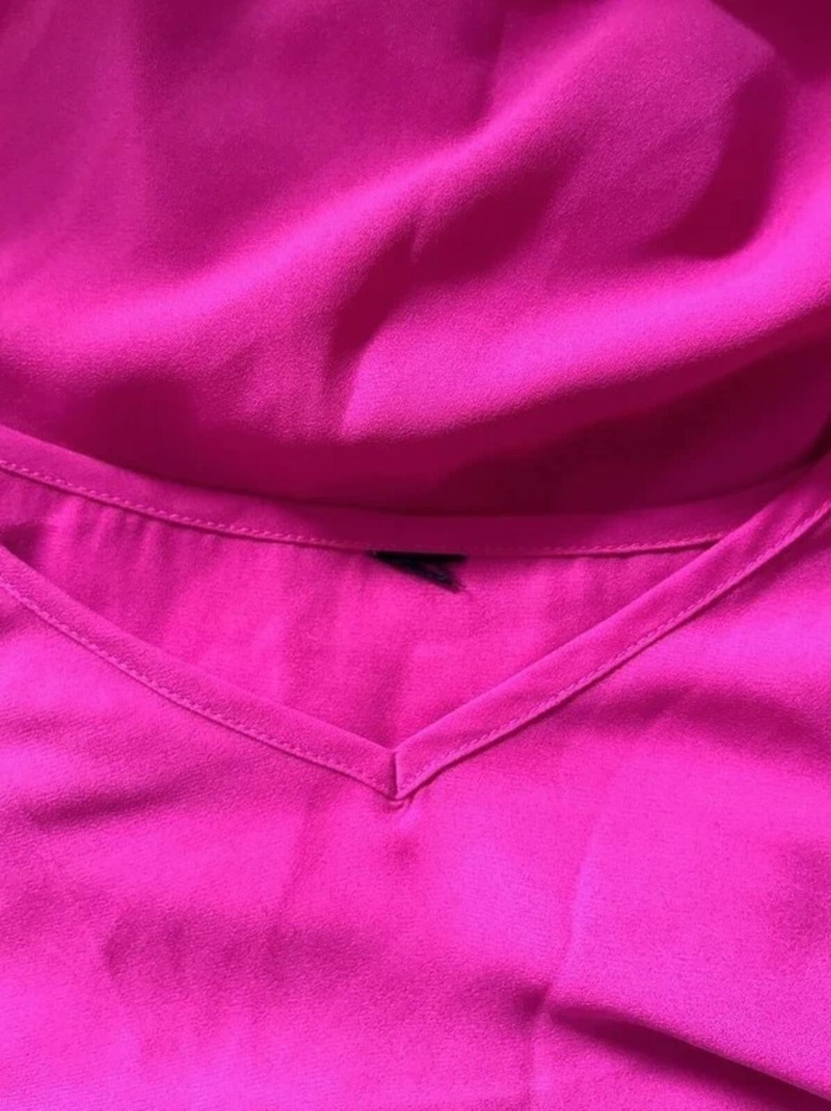 Hot pink chiffon top with flowing sleeves – approx. size 6/8