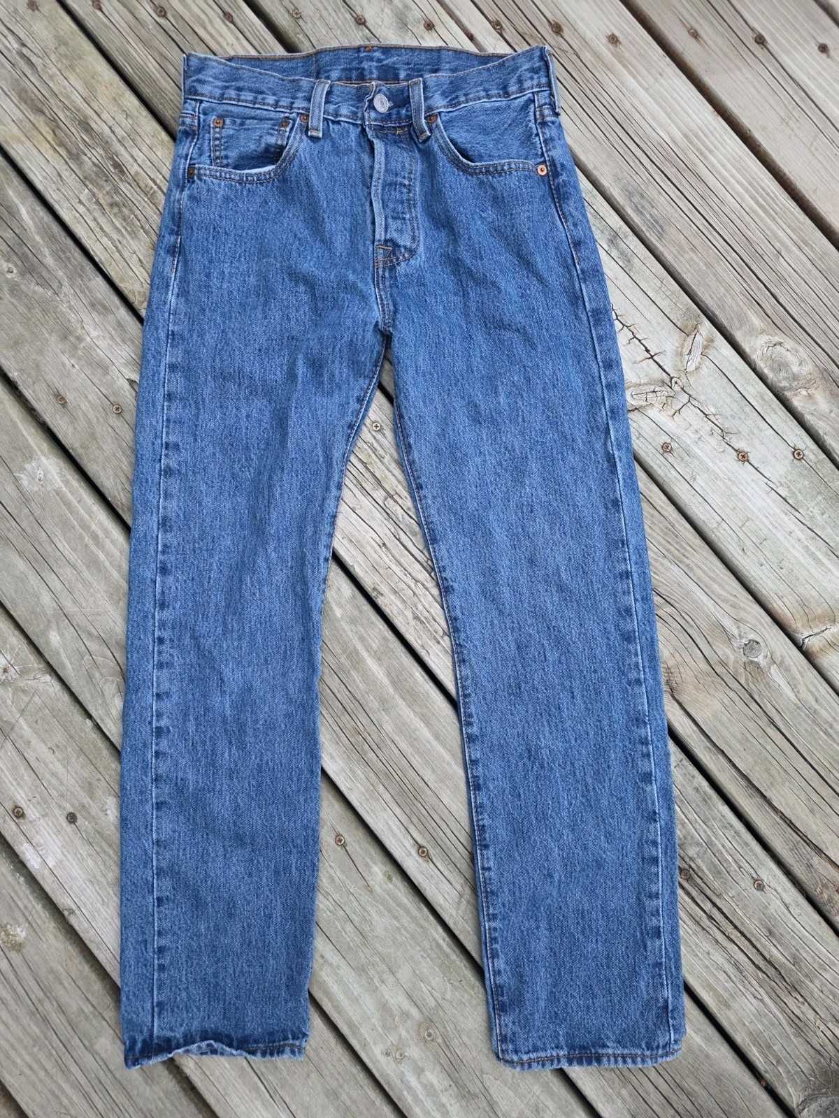 Levi’s 501 Classic Fit Straight Leg men’s Jeans 28×30 Medium Stonewash