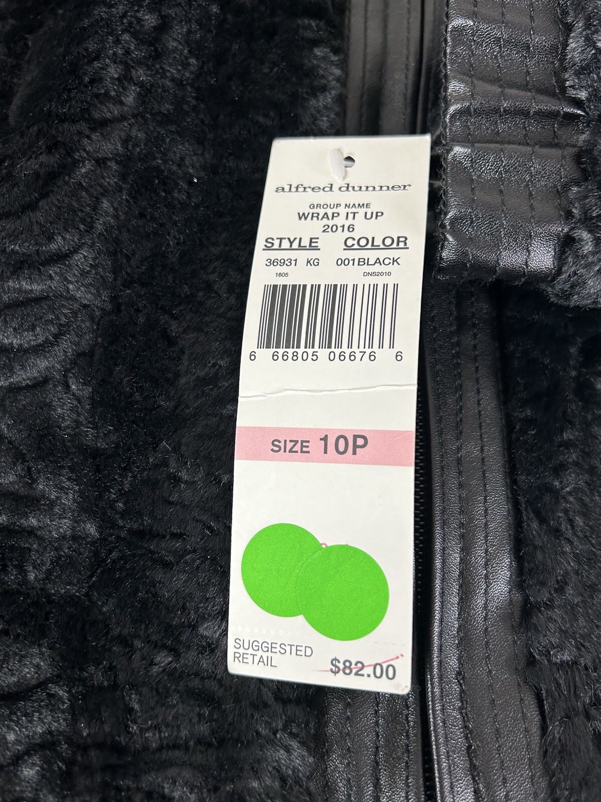 NWT Alfred Dunner Short Faux Fur Jacket Womens 10 Petite 10P Faux Leather Trim