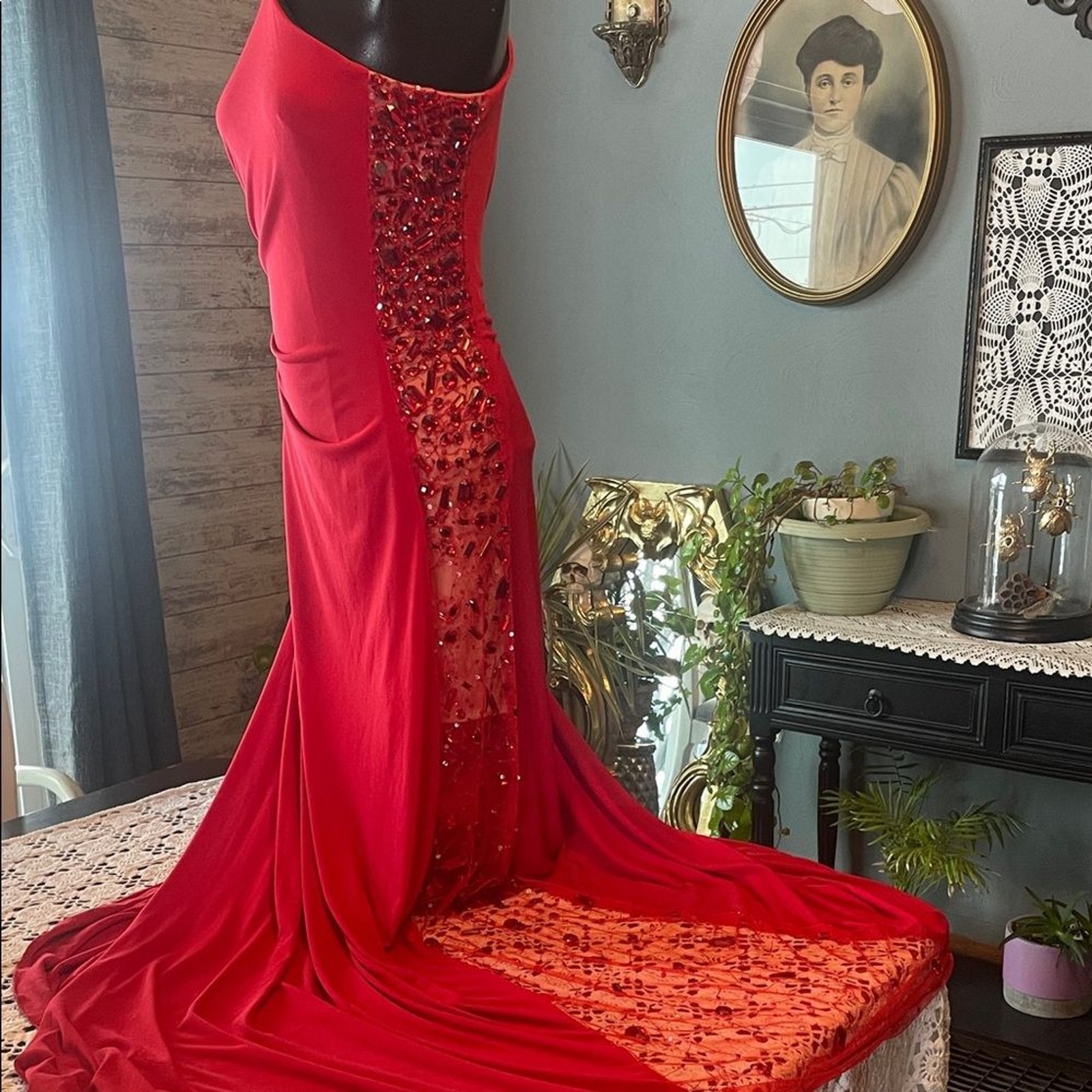 Chic One-Shoulder Red Dress