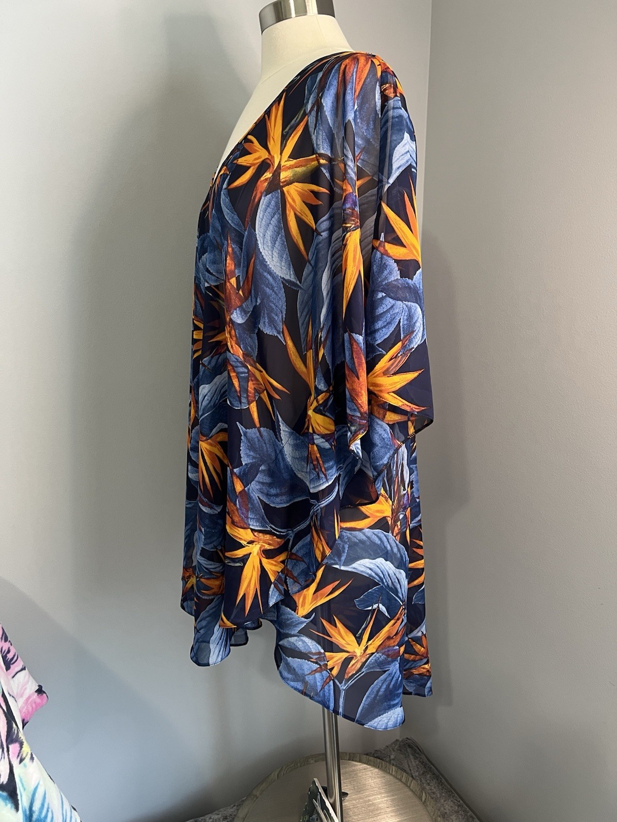 Tropical Escape Size XL Multi Floral Beach Coverup Resortwear Swim Vacation Boho