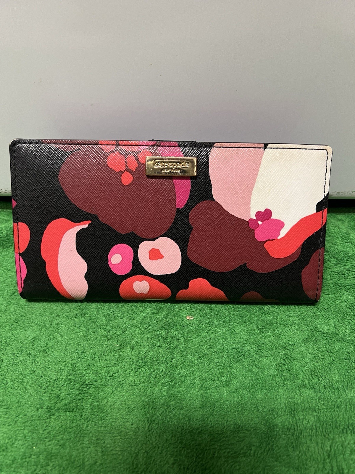 Kate Spade Floral Wallet 6.75” X 3.5”