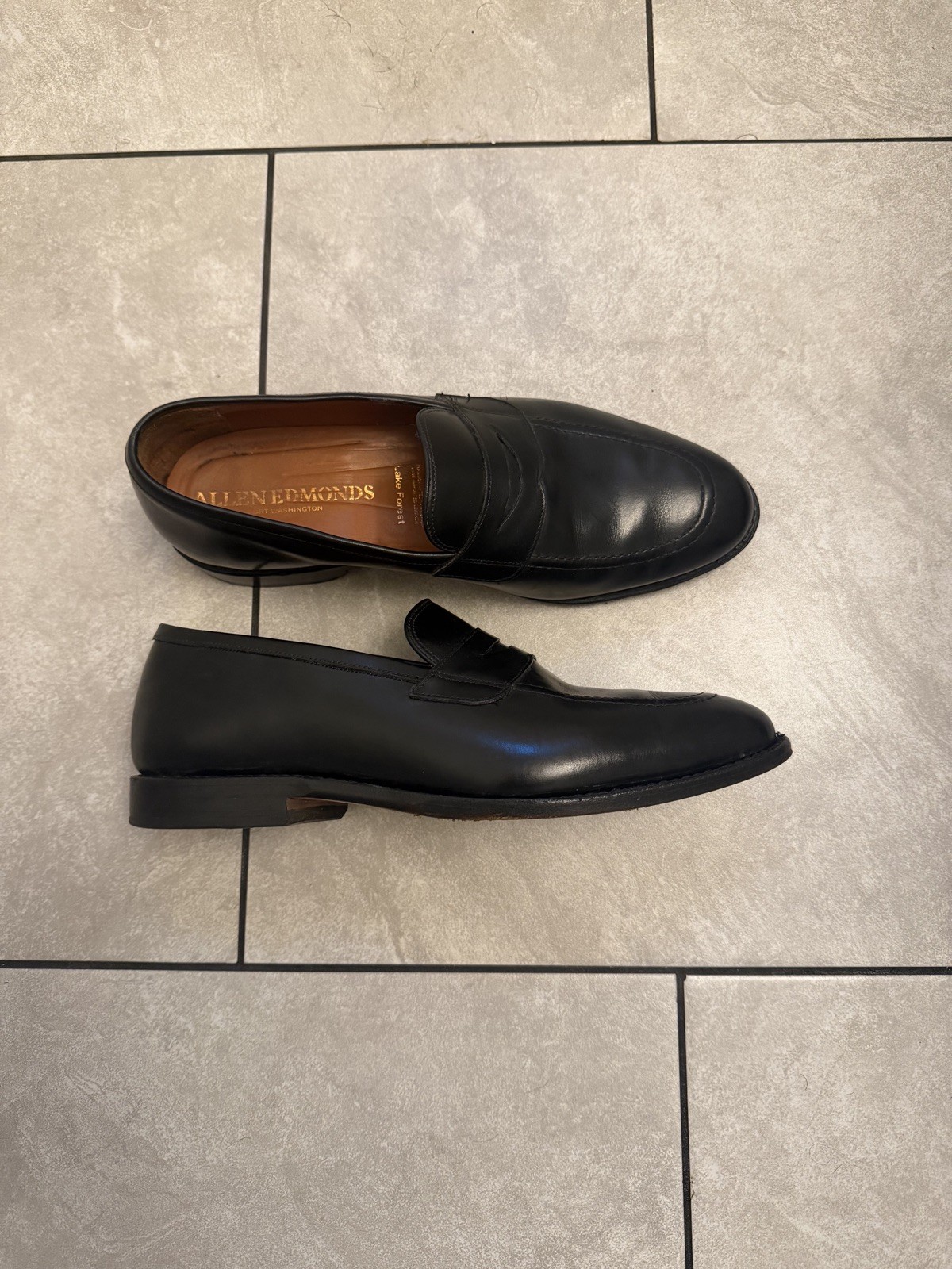 Allen Edmonds Lake Forest Lincoln Penny Loafers Shoes 9.5E Leather Bench Welt