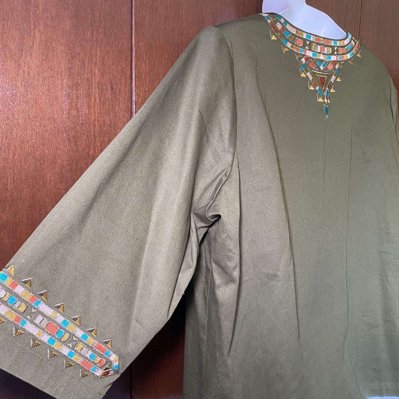Bob Mackie Wearable Art Embroidered Southwestern Aztec Cotton Green Top 2X