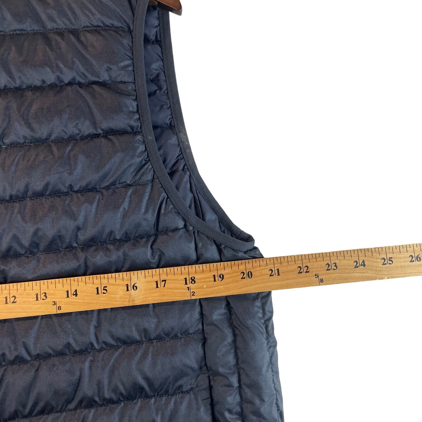 Real Light Goose TopTen Premium Quality 110 M/L? Women’s Navy GUC💗