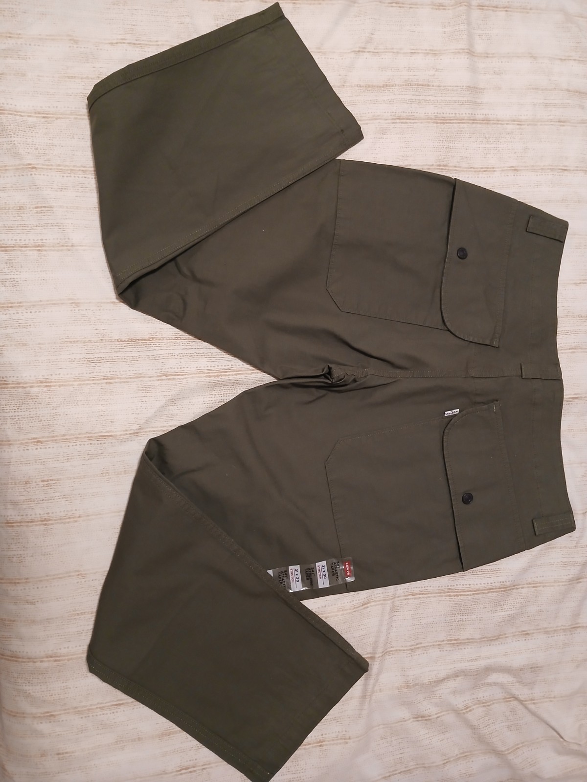 Levi’s 541 Athletic Taper Cargo Pants Stretch Green Utility 31×30 fits 33×26.5