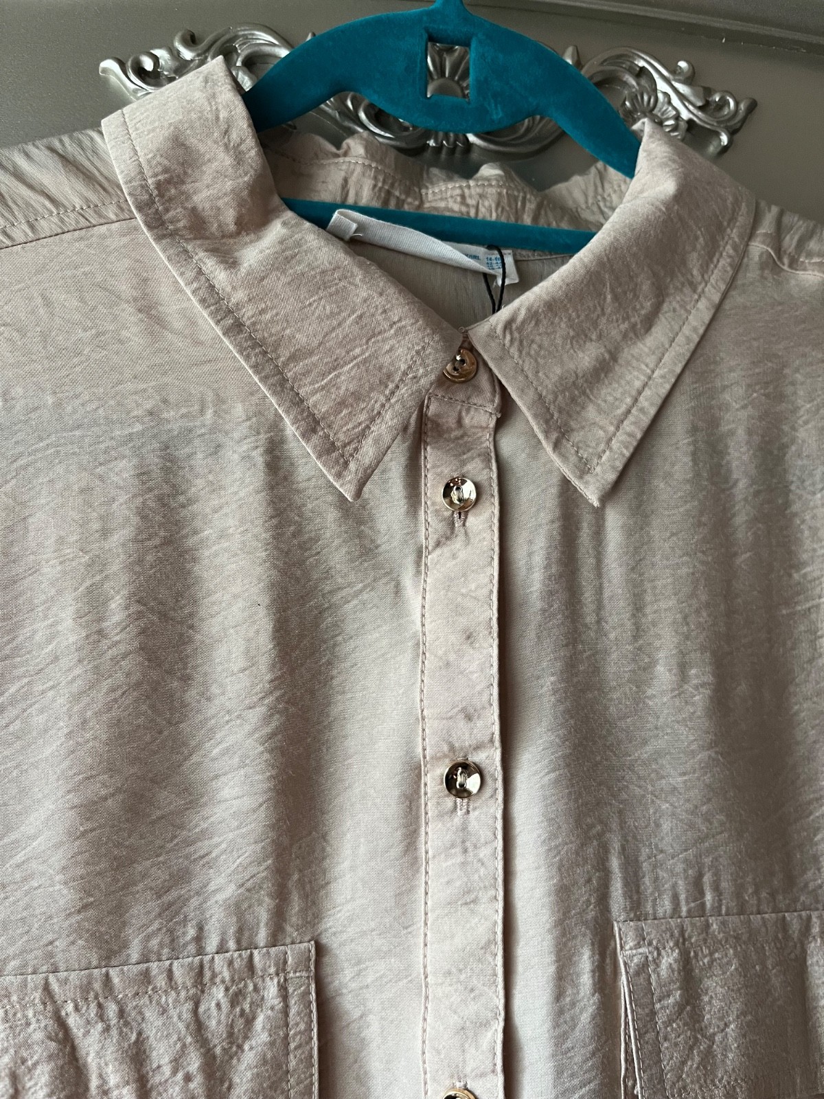 nice shirt blouse quirky lightweight fabric sheen champagne stone L 14 16 new