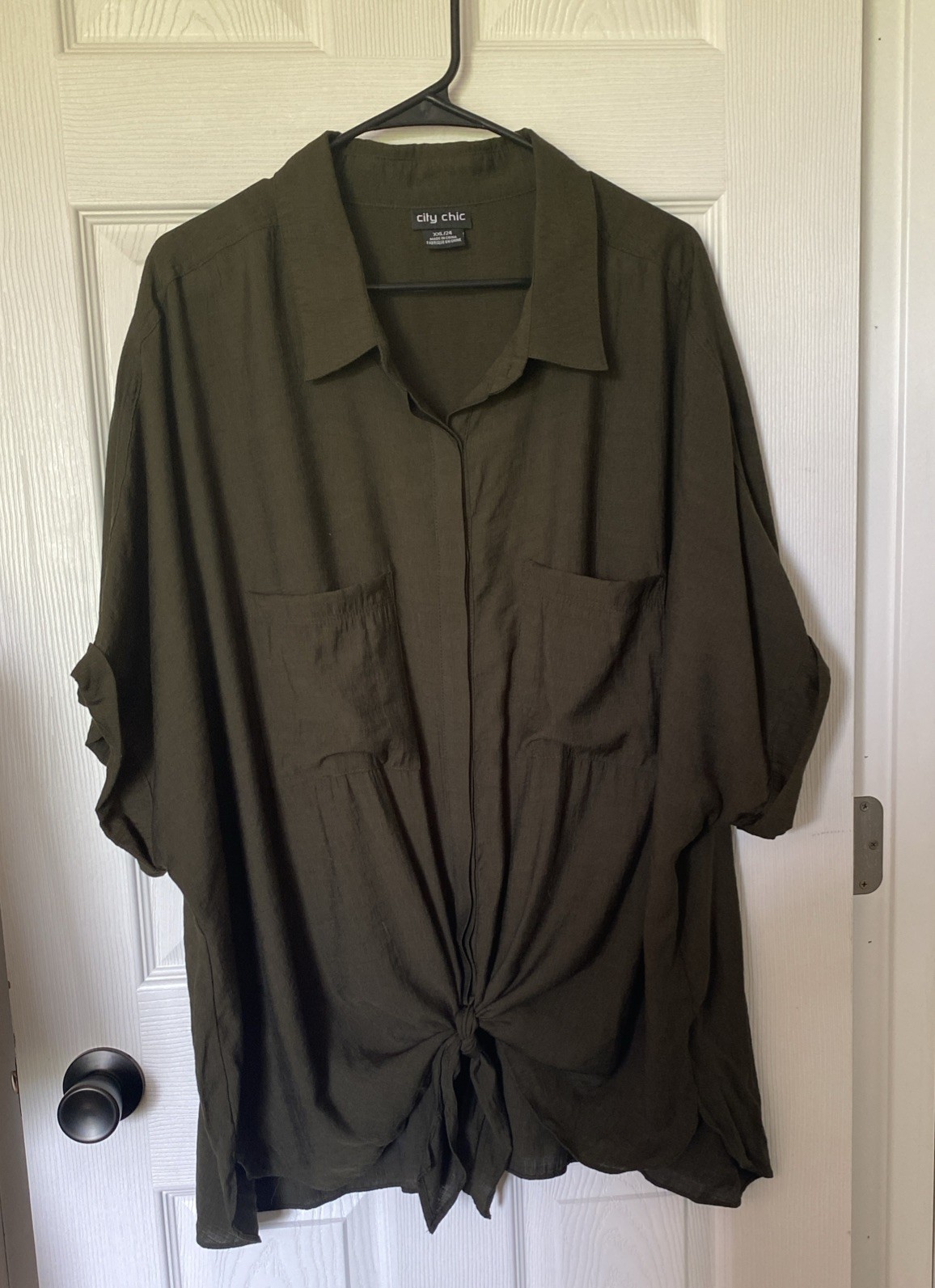 City Chic Olive Green Lightweight Button Blouse Tie Front. XXL (24)