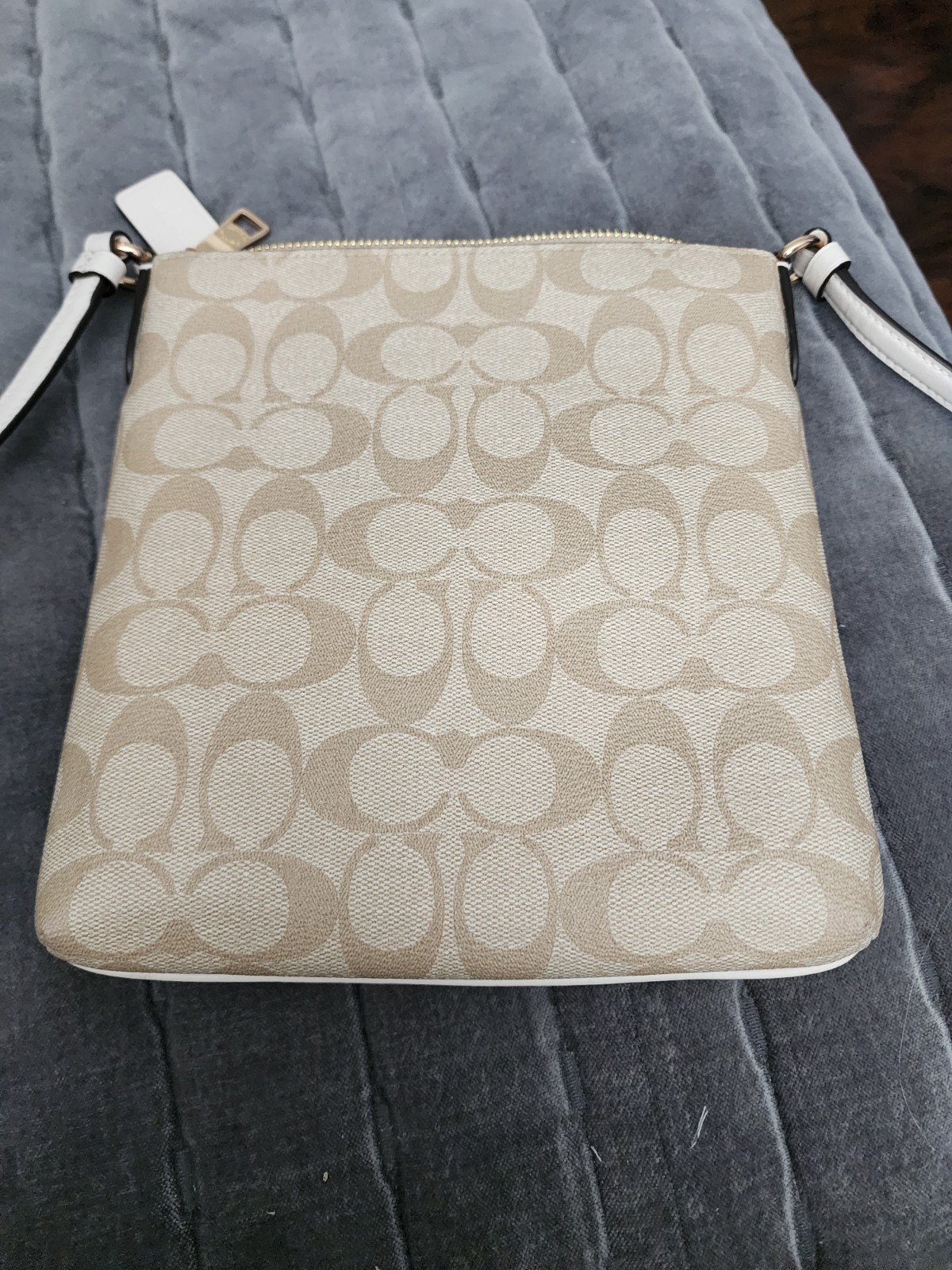 Coach Signature Small Monogram Crossbody Bag Zip Beige/Ivory Gold Hardware