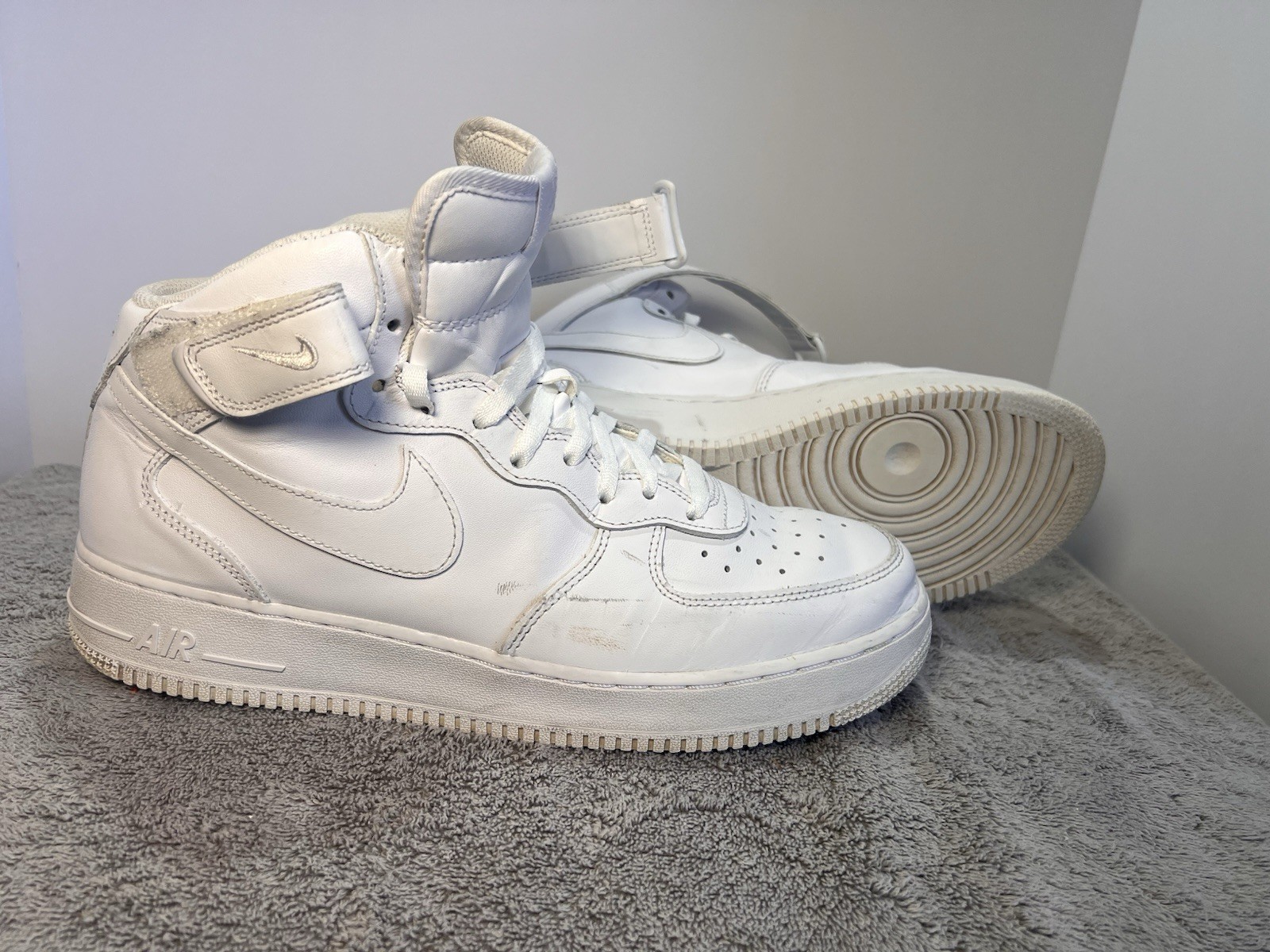 Nike Air Force 1 High 07 Triple White Mens Size 11.5 Leather Strap Sneakers