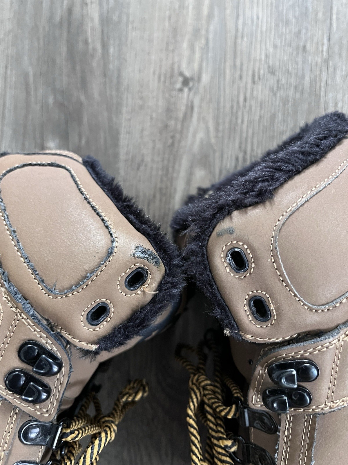 Osiris nyc 83 shearling tan nubuck fur lined hightop top sneakers