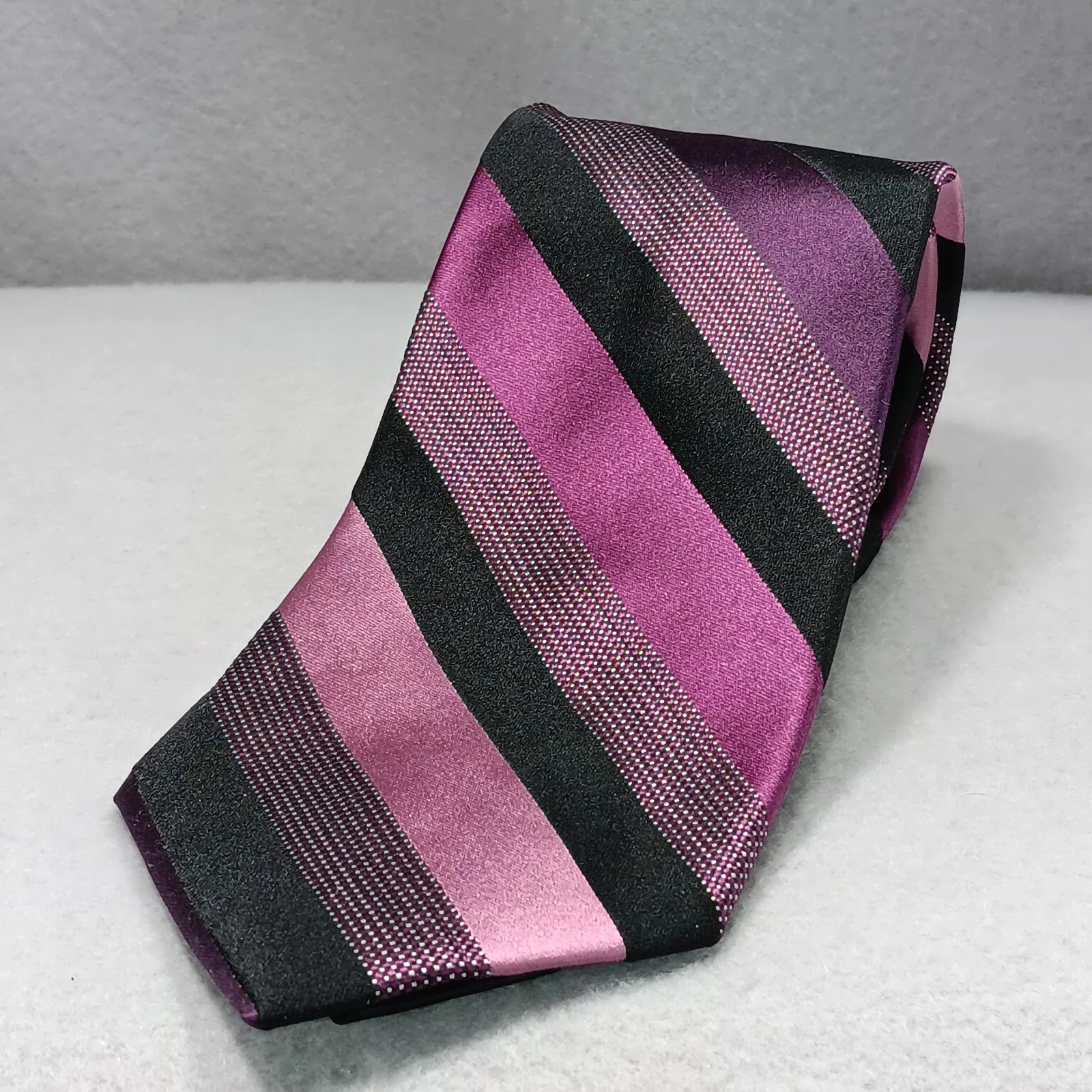 New MICHAEL KORS 100% Silk Tie Purple Striped Event Office Classic Preppy Retro