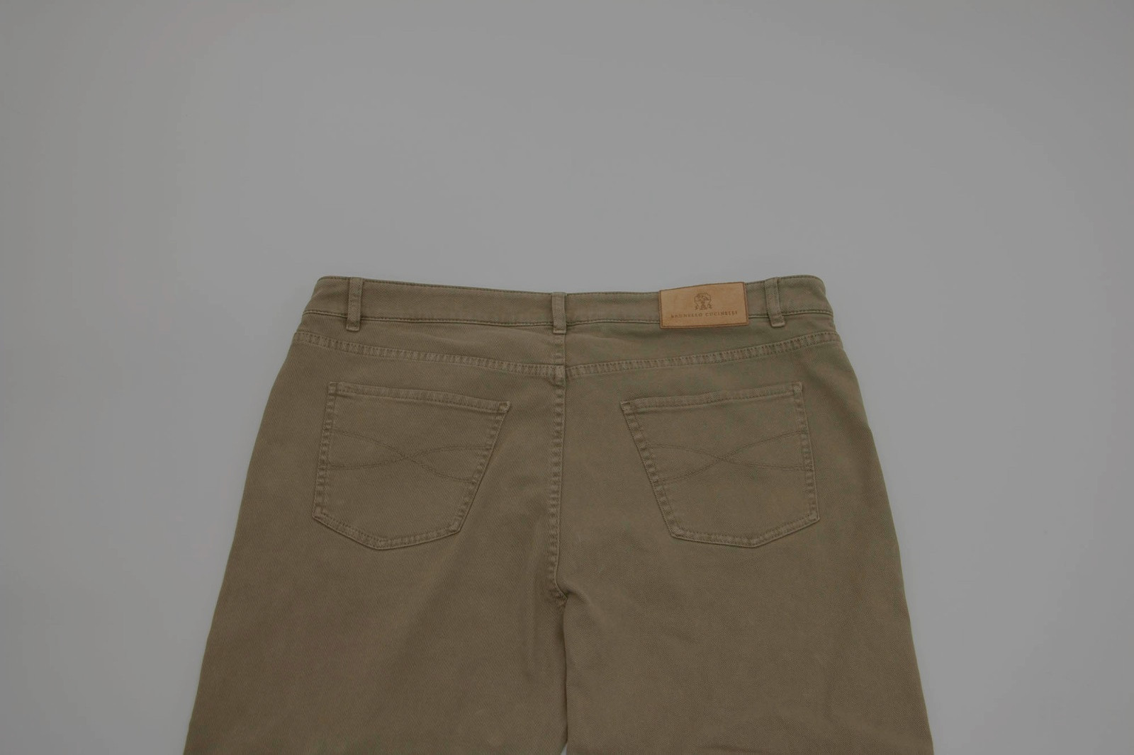 NWT Brunello Cucinelli Men “Traditional Fit” Jeans W/Logo Accents 54/ 38US A262