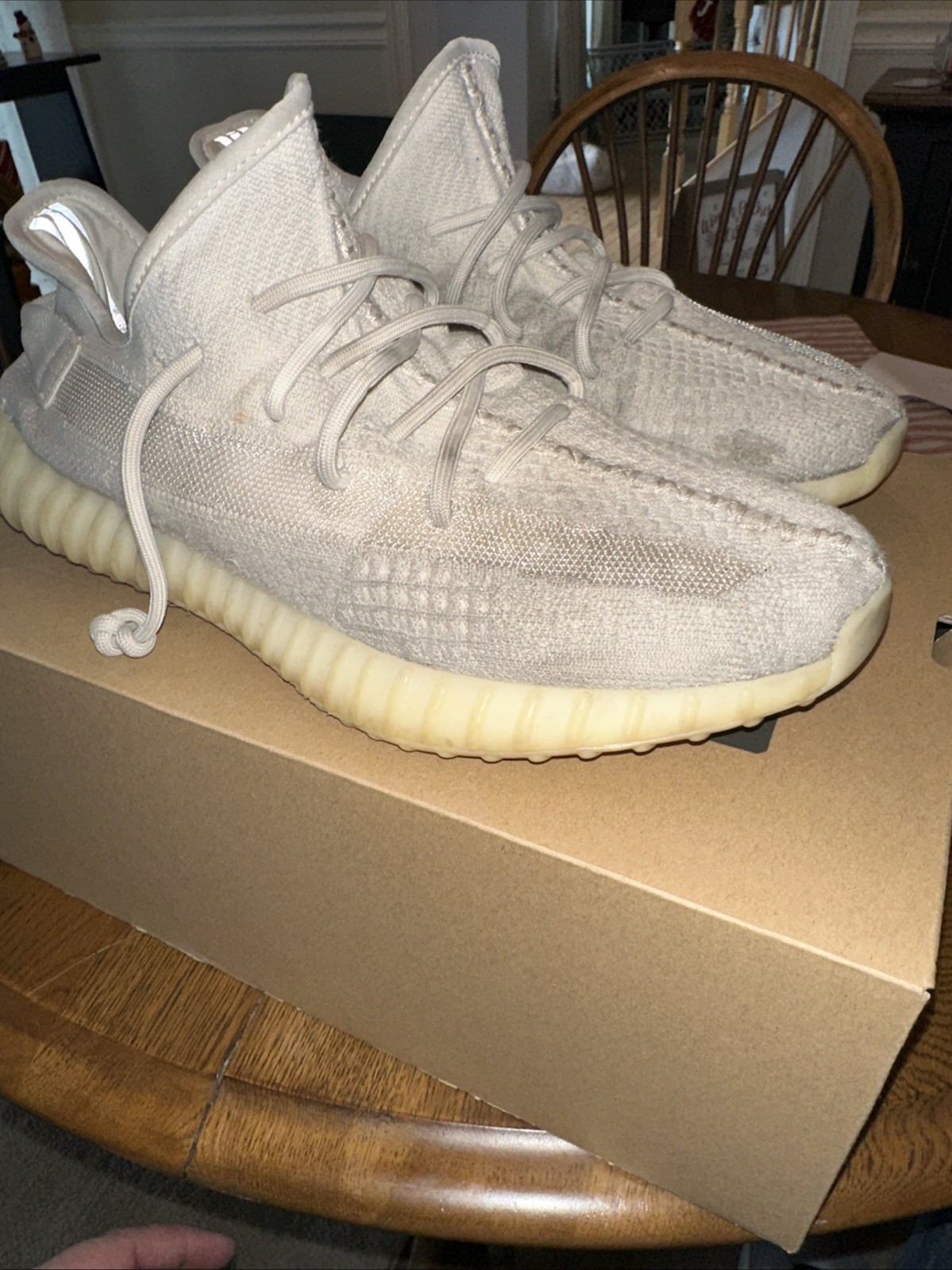 adidas Yeezy Boost 350 V2 Men’s Size 12 Bone HQ6316