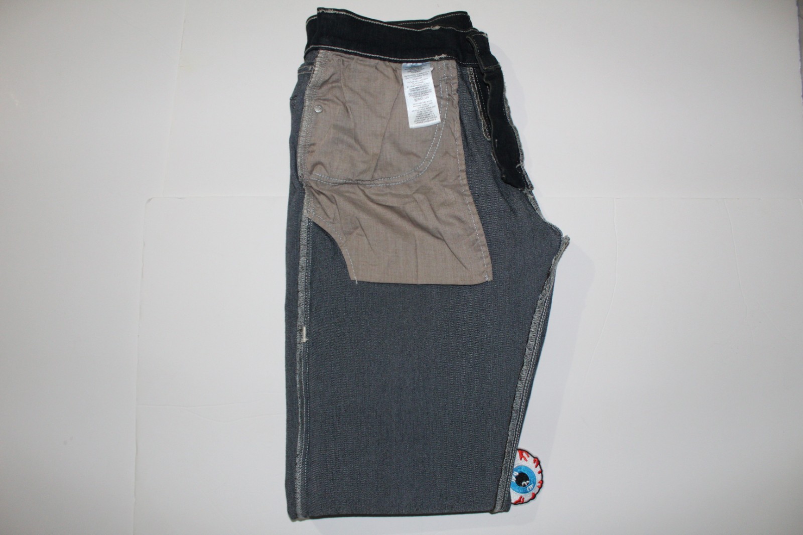 True Religion Men’s Jeans size 32 Relaxed Slim