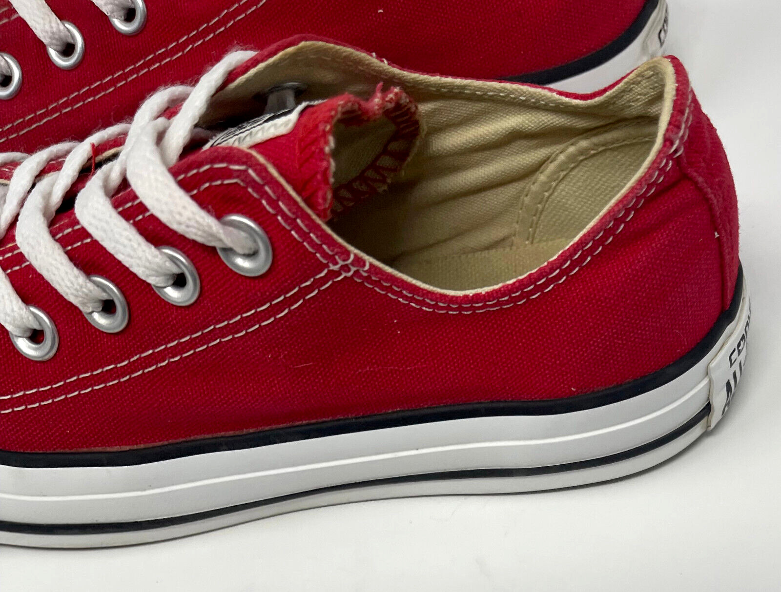 Converse Chuck Taylor Red M9696 Low Top Ox Men 5 Women 7 All Star 2013 Used