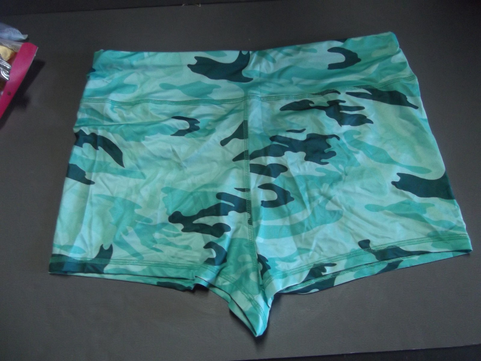 Super Cute Womans Shorts Green Ocean Waves 5x Large