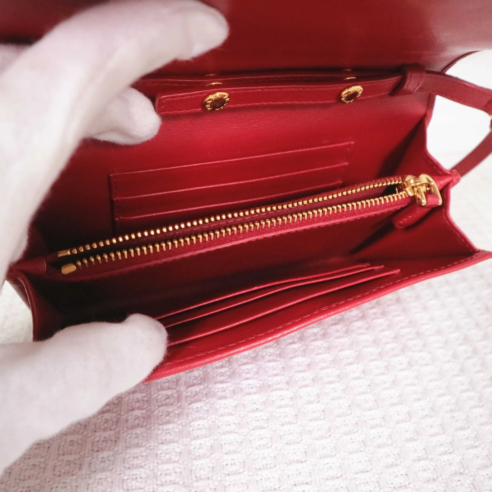Prada Wallet On Chain Woc Red Tessuto Nylon Calfskin (mm042926f7r)