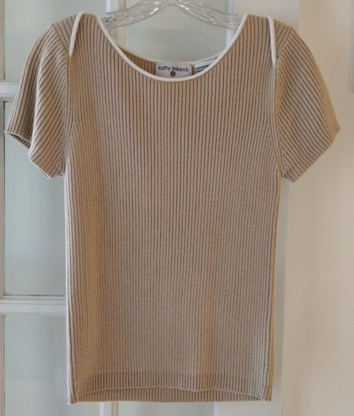 Kathy Ireland Womens M VTG Short Sleeve Ribbed Retro 90’s Tan Pullover Shirt