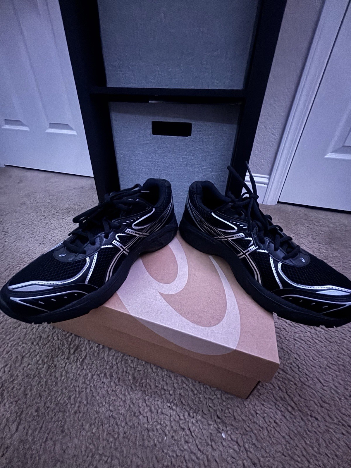 ASICS GT 2160 Black/Pure Silver Size 10