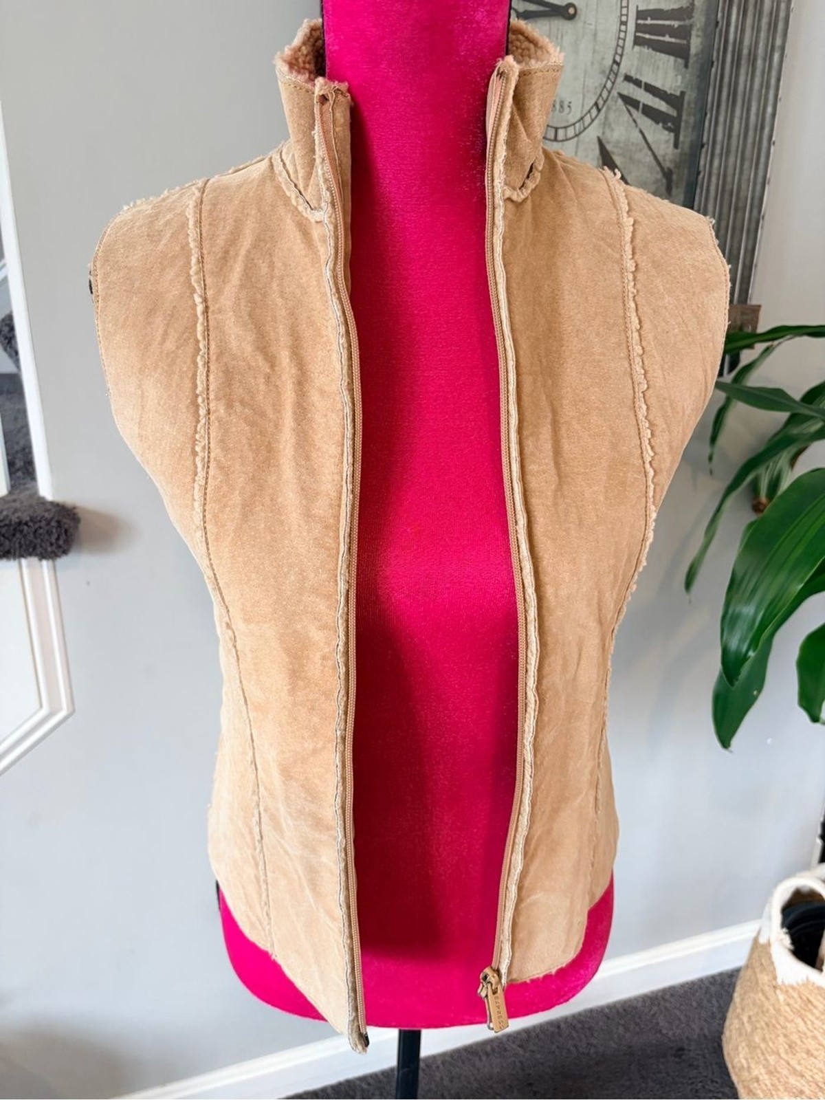 Express Genuine Leather Shearling Vest XS | Tan Suede | Sharpa Lined