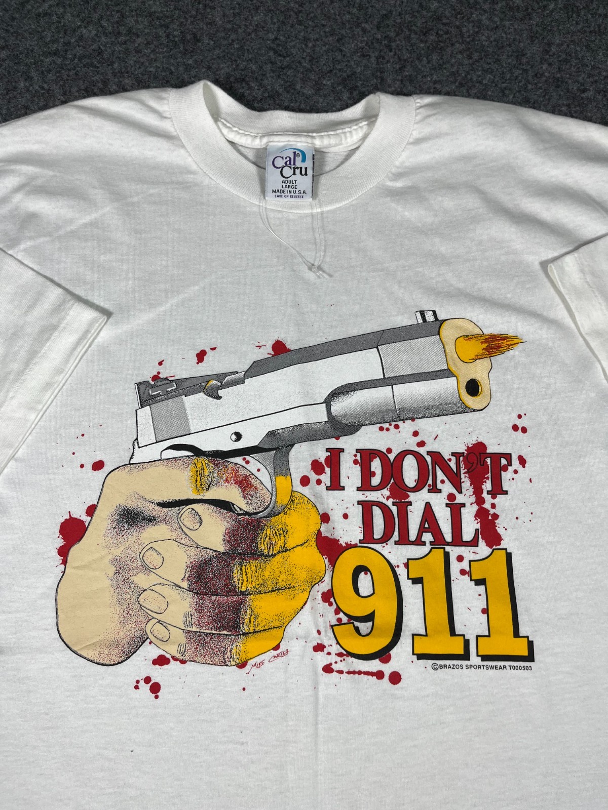 Vintage 90s I Don’t Dial 911 Gun Humor Single T Shirt L