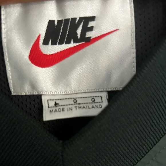 Vintage Nike White Label Thick Army Green Outdoor Sports Pullover; Zip Pockets L