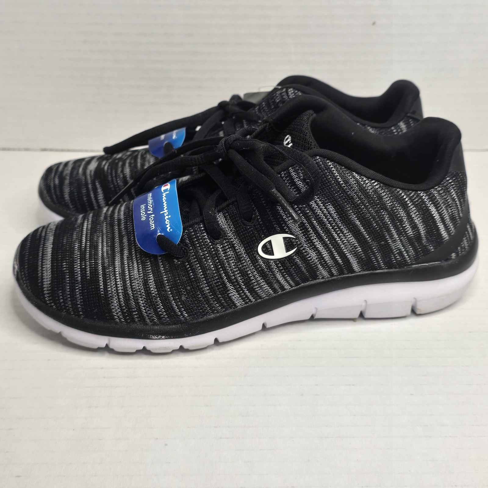 Champion Women’s Black Lace-Up Sneakers Shoes #170581 Size 6.5 Check Description