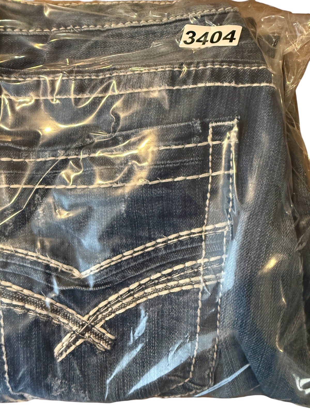 Buckle BKE Tyler Jeans Mens 34 Blue Denim Stretch Med Wash Boot Leg Distressed