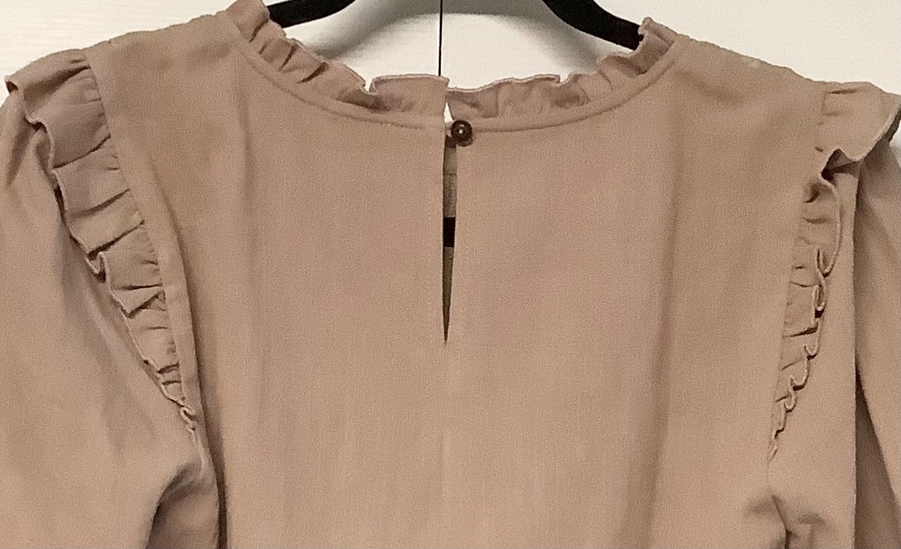 Hem & Thread Women’s Blouse SZ S Colors Milk Chocolate & Latte Eyelet Front NWT