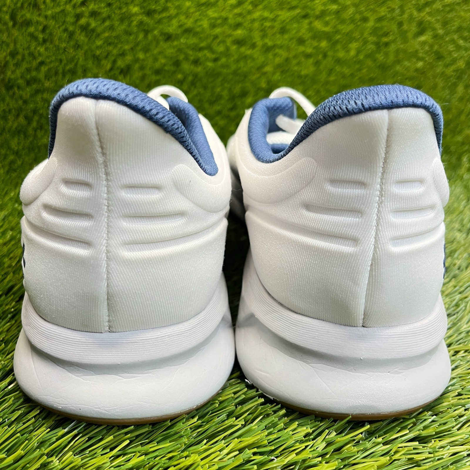 Kuru Atom Fusion Men Size 9.5 White Blue Athletic Running Walking Shoes Sneakers