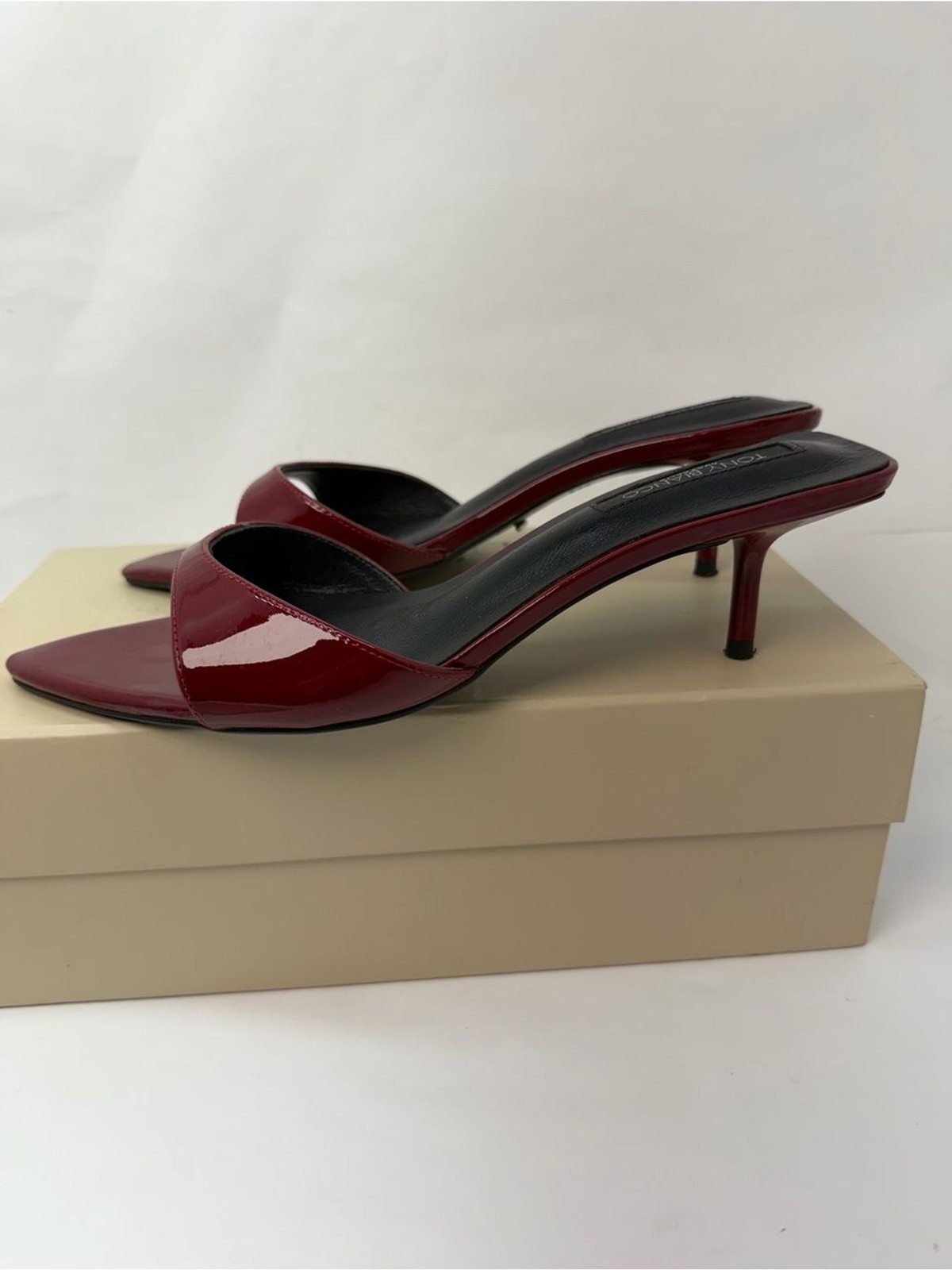Tony Bianco Fiesta Heel in Bordeaux red patent shiny leather kitten heel