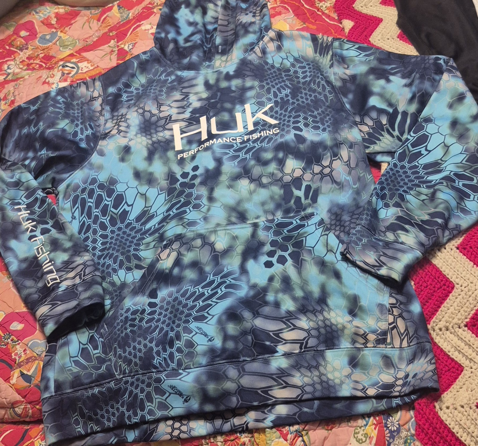 Huk Performance Fishing Gear Kryptek Hoodie Large Camo