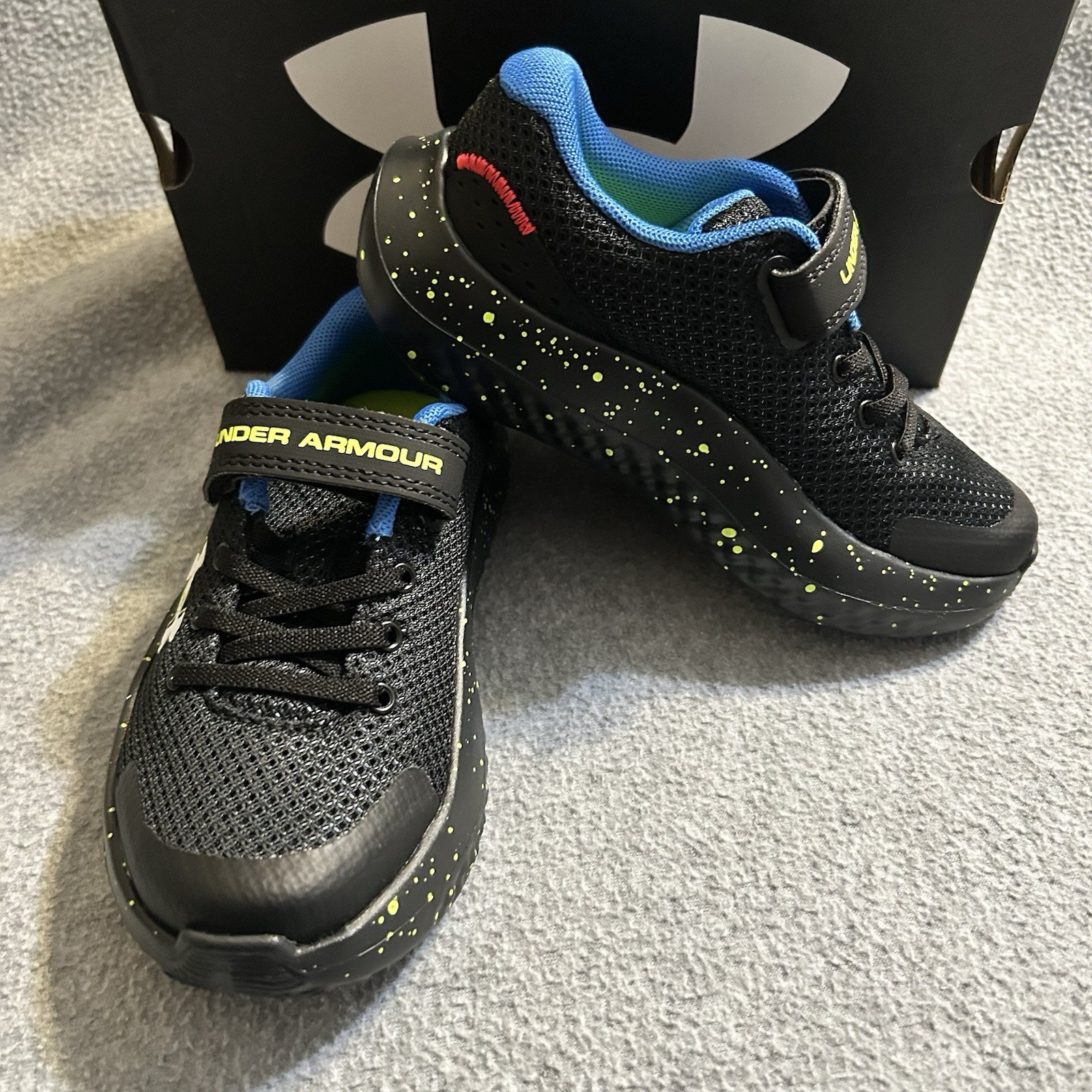 Under Armour BPS Surge 4 AC Lightweight Running Boy’s Shoes US 11K