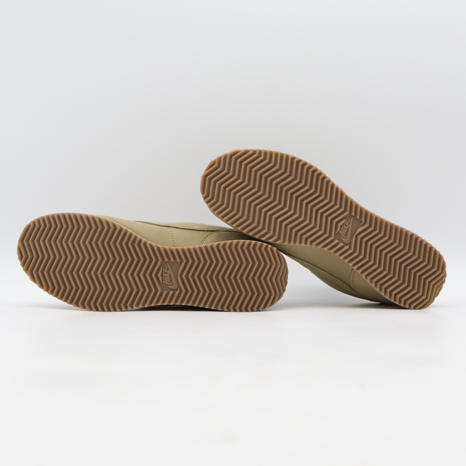 IM8057-297 Nike Cortez LTR SE Morse Code (Men’s)
