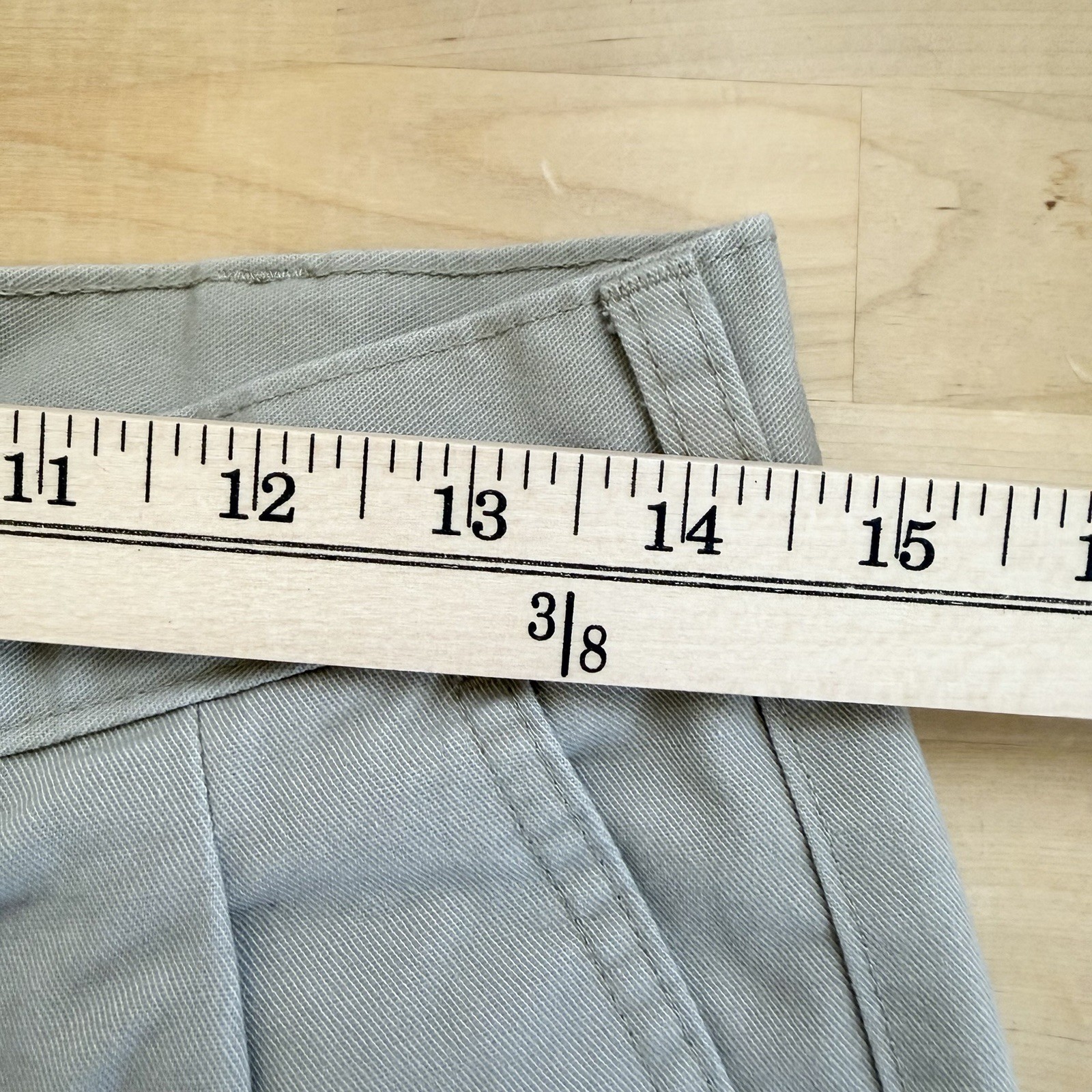 George 30×32 Measures 29×30 Mens Pleated Khaki Pants Beige Chino Barley Pants